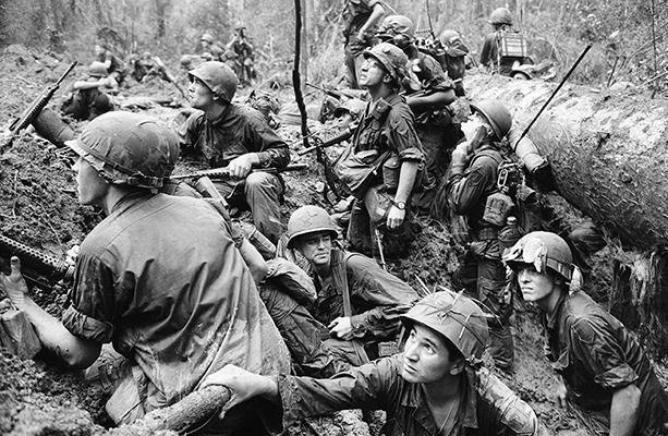 Vietnam-War_Huet_AP_book-cover-image_w.jpg